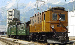 074-9356111 - 0m - RhB Ge 2/4 221 Stangenlok (ca.1955) mit Sound<BR>Einmalige Auflage